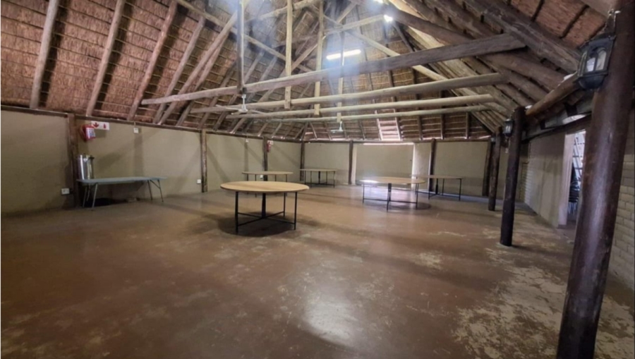 To Let Commercial Property for Rent in Quaggafontein Free State